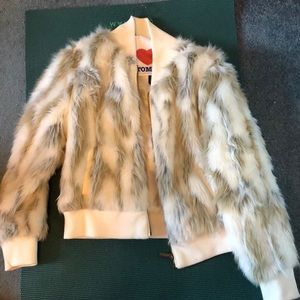 Faux fur jacket in womens
